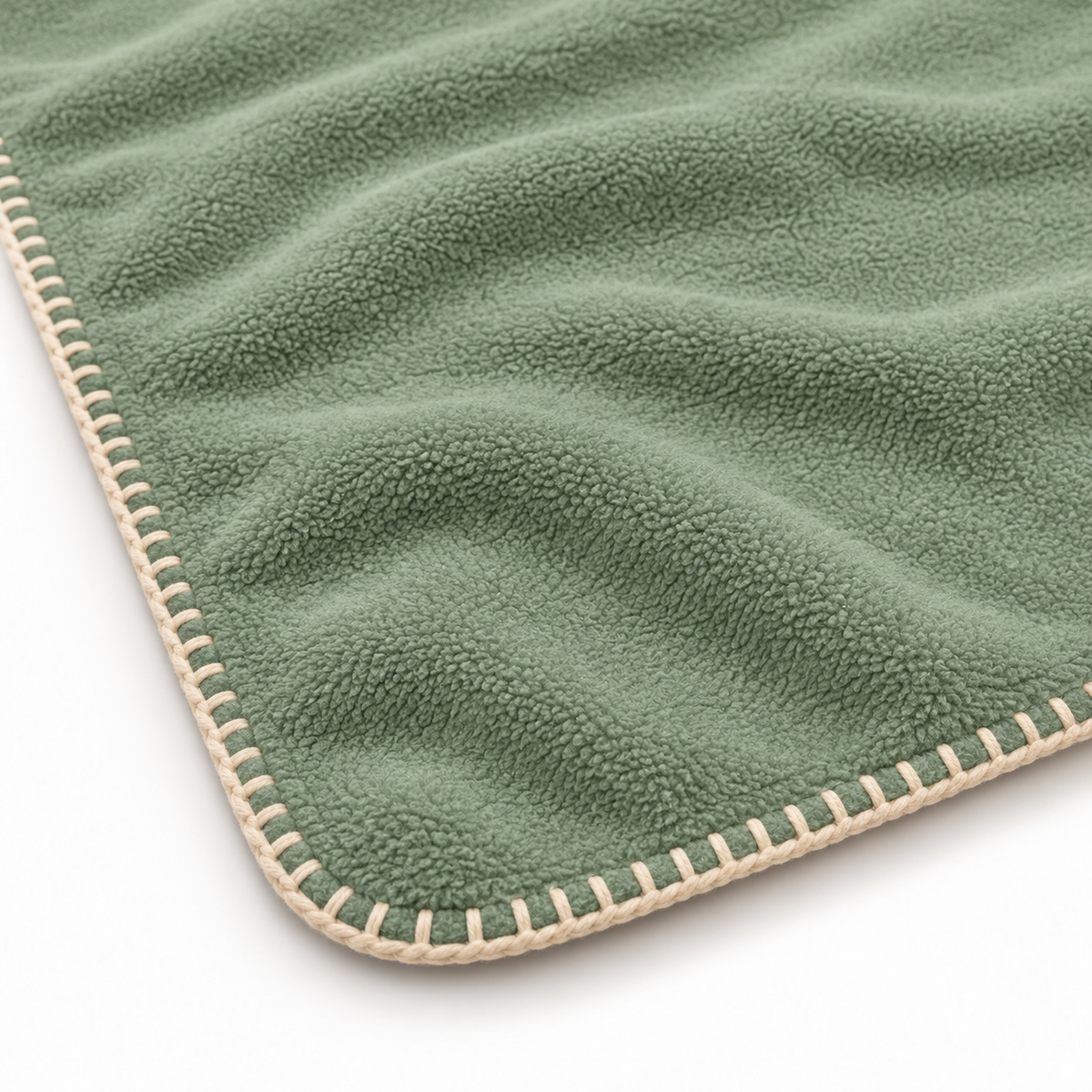 Cloudtrail Lightweight Fleece Pet Blanket